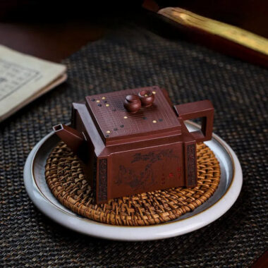 Full Handmade Yixing Zisha Teapot [Chess Joy] (Di Cao Qing – 280ml)