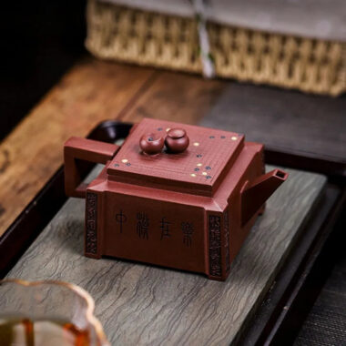 Full Handmade Yixing Zisha Teapot [Chess Joy] (Di Cao Qing – 280ml)