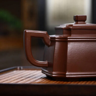 Full Handmade Yixing Zisha Teapot [Chou Jiao Sifang Pot] (Zi Ni – 330ml)