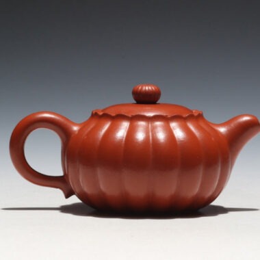 Full Handmade Yixing Zisha Teapot [Chrysanthemum Bud Pot] (Zhao Zhuang Zhu Ni – 170ml)