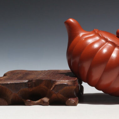 Full Handmade Yixing Zisha Teapot [Chrysanthemum Bud Pot] (Zhao Zhuang Zhu Ni – 170ml)