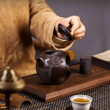 Full Handmade Yixing Zisha Teapot [Dadao Zhi Jian] (Lao Zi Ni – 360ml)