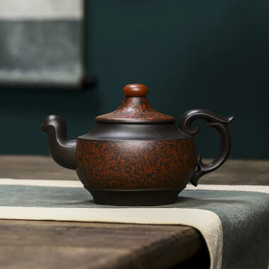 Full Handmade Yixing Zisha Teapot [Dancing Phoenix] (Hei Jiao Ni – 350ml)