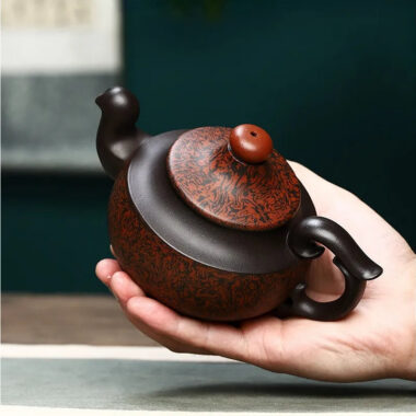 Full Handmade Yixing Zisha Teapot [Dancing Phoenix] (Hei Jiao Ni – 350ml)