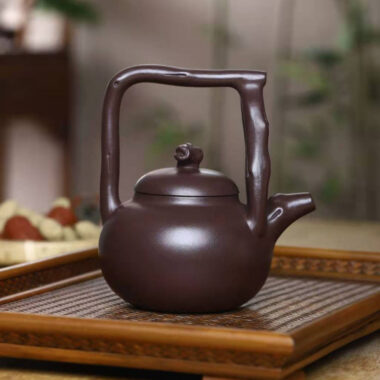 Full Handmade Yixing Zisha Teapot [Dong Po Tiliang Pot] Plain Smooth (Lao Zi Ni – 240ml)