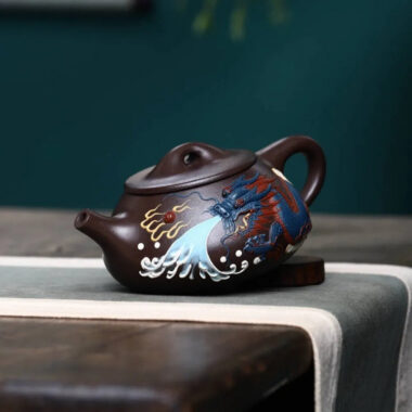 Full Handmade Yixing Zisha Teapot [Dragon Jingzhou Shi Piao Pot] (Lao Zi Ni – 300ml)