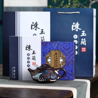 Full Handmade Yixing Zisha Teapot [Dragon Jingzhou Shi Piao Pot] (Lao Zi Ni – 300ml)