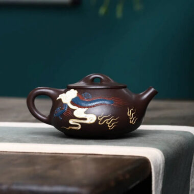 Full Handmade Yixing Zisha Teapot [Dragon Jingzhou Shi Piao Pot] (Lao Zi Ni – 300ml)