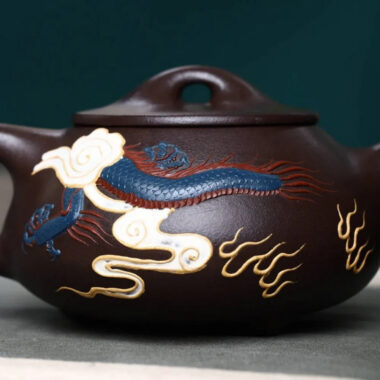 Full Handmade Yixing Zisha Teapot [Dragon Jingzhou Shi Piao Pot] (Lao Zi Ni – 300ml)