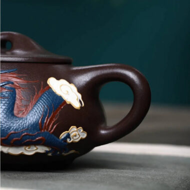 Full Handmade Yixing Zisha Teapot [Dragon Jingzhou Shi Piao Pot] (Lao Zi Ni – 300ml)