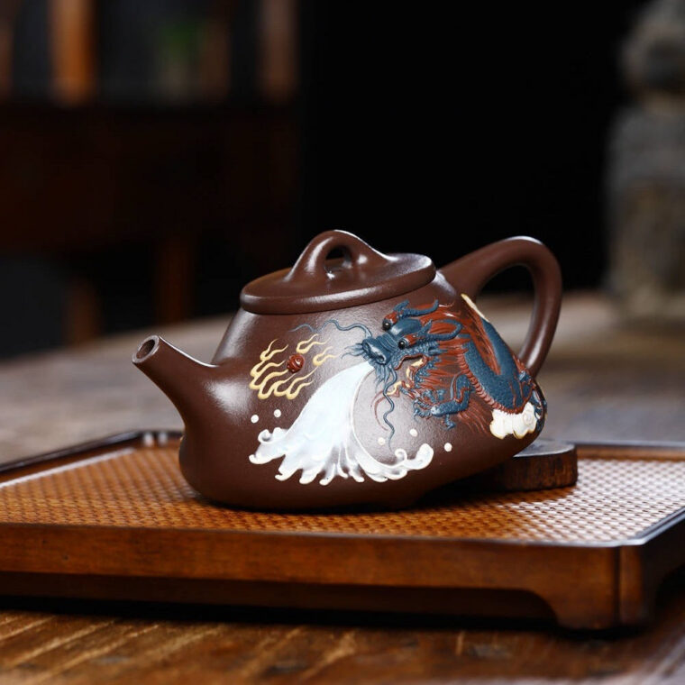Full Handmade Yixing Zisha Teapot [Dragon Ziye Shi Piao Pot] (Lao Zi Ni – 350ml)