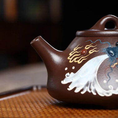 Full Handmade Yixing Zisha Teapot [Dragon Ziye Shi Piao Pot] (Lao Zi Ni – 350ml)