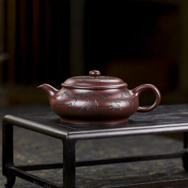 Full Handmade Yixing Zisha Teapot [Eight Horses] (Lao Zi Ni – 280ml)