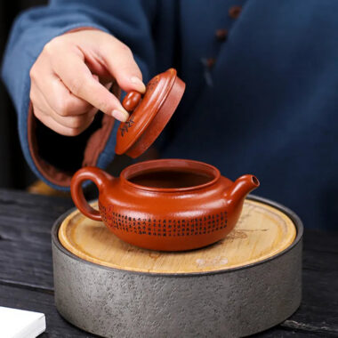 Full Handmade Yixing Zisha Teapot [Fanggu Xinjing] (Zhao Zhuang Zhu Ni – 280ml)