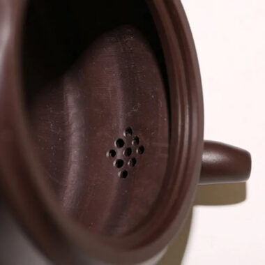 Full Handmade Yixing Zisha Teapot [Flat Two-section Bamboo Pot] (Lao Zi Ni – 130/320ml)