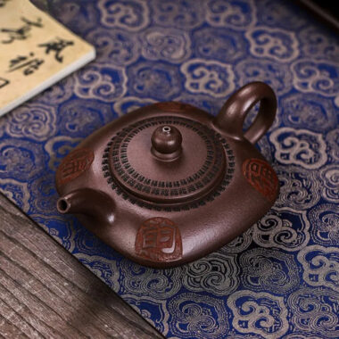 Full Handmade Yixing Zisha Teapot [Fu Yun Mian Chang] (Lao Zi Ni – 200ml)