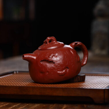 Full Handmade Yixing Zisha Teapot [Gong Chun Pot] (Dahongpao – 280ml)