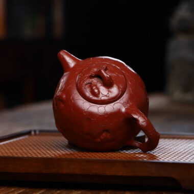 Full Handmade Yixing Zisha Teapot [Gong Chun Pot] (Dahongpao – 280ml)