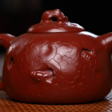 Full Handmade Yixing Zisha Teapot [Gong Chun Pot] (Dahongpao – 280ml)