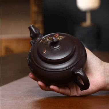 Full Handmade Yixing Zisha Teapot [Grape Pot] (Lao Zi Ni – 350ml)
