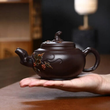 Full Handmade Yixing Zisha Teapot [Grape Pot] (Lao Zi Ni – 350ml)