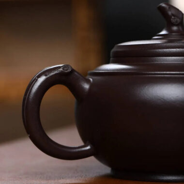 Full Handmade Yixing Zisha Teapot [Grape Pot] (Lao Zi Ni – 350ml)