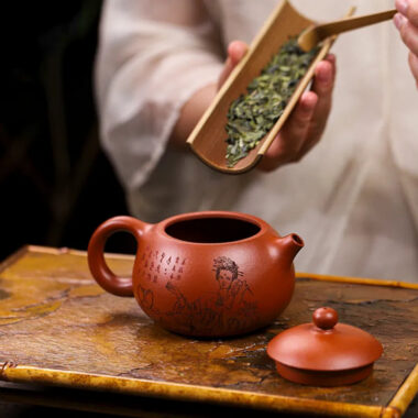 Full Handmade Yixing Zisha Teapot [Guifei Zuijiu Xishi] (Xiao Meiyao Zhu Ni – 300ml)