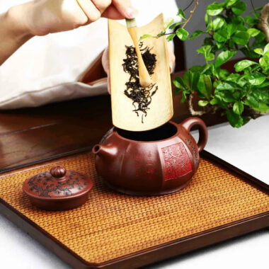 Full Handmade Yixing Zisha Teapot [Heqi Zhi Xiang] (Lao Zi Ni – 320ml)