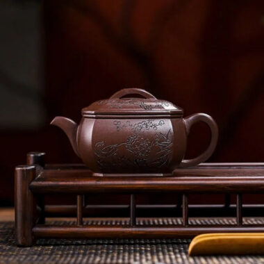 Full Handmade Yixing Zisha Teapot [Hong Xing Piao Xiang] (Zi Jia Ni – 320ml)