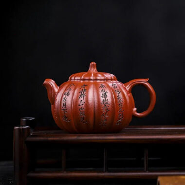Full Handmade Yixing Zisha Teapot [Hong Yu Jia Gua] (Xiao Meiyao Zhu Ni – 260ml)