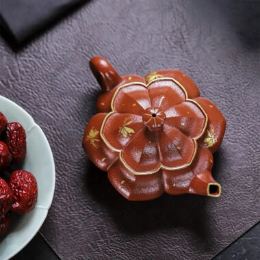 Full Handmade Yixing Zisha Teapot [Hua Fei Die Wu] (Jin Jiang Po Ni – 250ml)