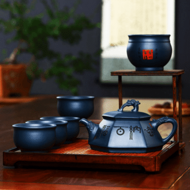 Full Handmade Yixing Zisha Teapot [Huna Baifu] 1 Pot 5 Cups Set (Tian Qing Ni – 320ml)