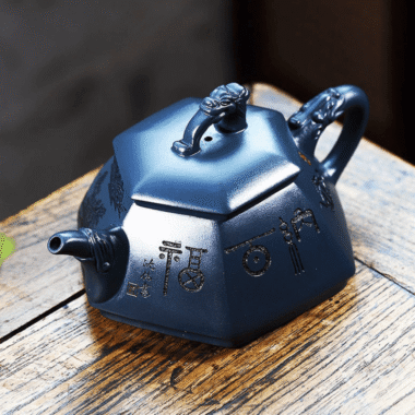 Full Handmade Yixing Zisha Teapot [Huna Baifu] 1 Pot 5 Cups Set (Tian Qing Ni – 320ml)
