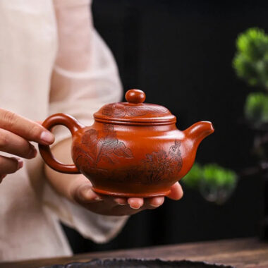 Full Handmade Yixing Zisha Teapot [Ji Tu Nao Chun] (Zhao Zhuang Zhu Ni – 320ml)