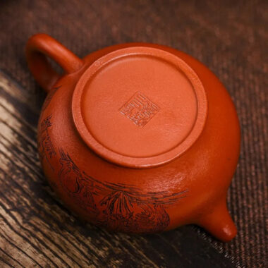 Full Handmade Yixing Zisha Teapot [Ji Tu Nao Chun] (Zhao Zhuang Zhu Ni – 320ml)