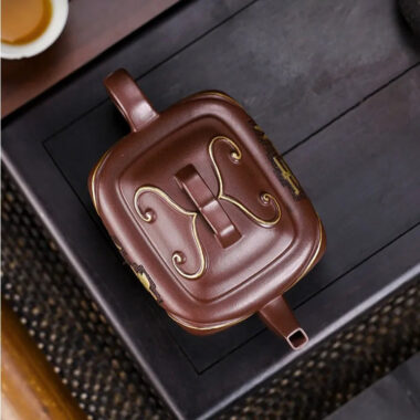 Full Handmade Yixing Zisha Teapot [Ji Xiang Ruyi] (Gu Zi Ni – 340ml)