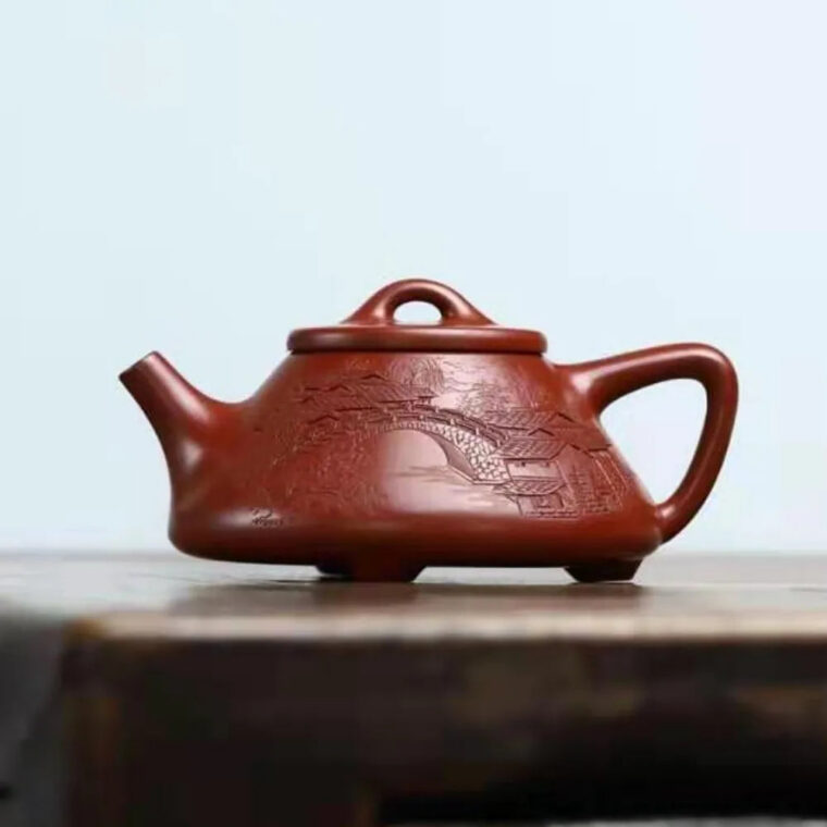 Full Handmade Yixing Zisha Teapot [Jiangnan Ziye Shi Piao Pot] (Dahongpao – 220ml)