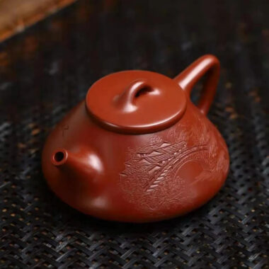 Full Handmade Yixing Zisha Teapot [Jiangnan Ziye Shi Piao Pot] (Dahongpao – 220ml)