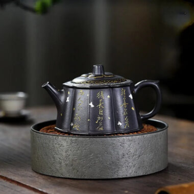 Full Handmade Yixing Zisha Teapot [Jin Ling Hua] (Hei Luolan – 350ml)