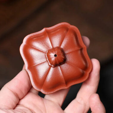 Full Handmade Yixing Zisha Teapot [Jin Nang Chuan Lu Pot] (Xiao Meiyao Zhu Ni – 280ml)