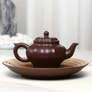 Full Handmade Yixing Zisha Teapot [Jin Nang Xiao Ying Pot] (Zi Ni – 230ml)