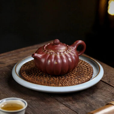 Full Handmade Yixing Zisha Teapot [Jin Wen Ruyi] (Long Xue Sha – 180ml)