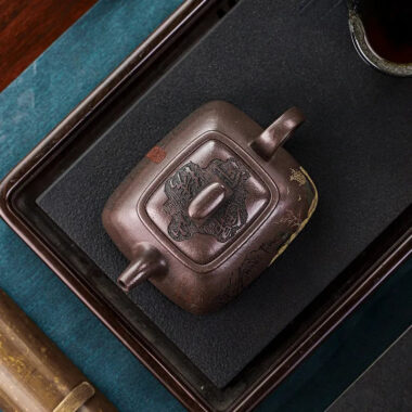 Full Handmade Yixing Zisha Teapot [Jinxiu Shanhe] (Ziyu Jin Sha – 220ml)