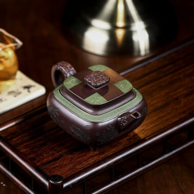 Full Handmade Yixing Zisha Teapot [Jiu Yu Xi Shui] (Zi Jia Ni – 400ml)