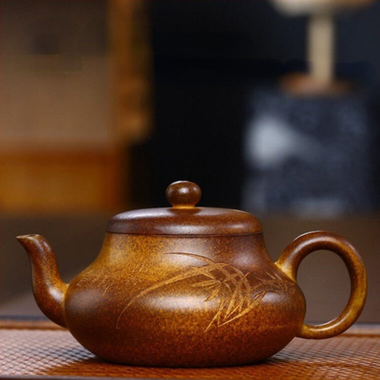 Full Handmade Yixing Zisha Teapot [Junde Pot] (Qing Duan Ni Firewood Fired – 180ml)