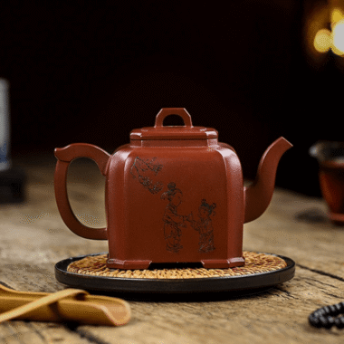 Full Handmade Yixing Zisha Teapot [Kong Rong Rang Li] (Di Cao Qing – 550ml)