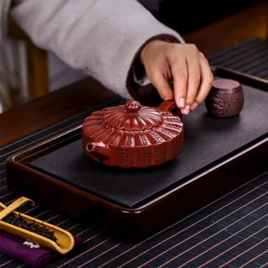 Full Handmade Yixing Zisha Teapot [Lanting Zhoupan] (Long Xue Sha – 320ml)
