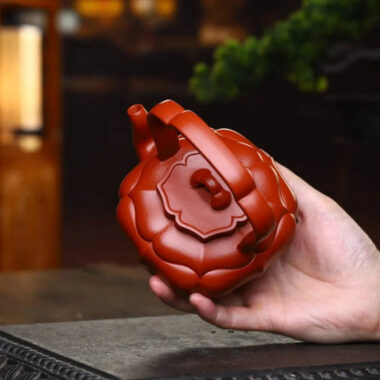Full Handmade Yixing Zisha Teapot [Linghua Tilaing Pot] (Zhu Ni – 380ml)