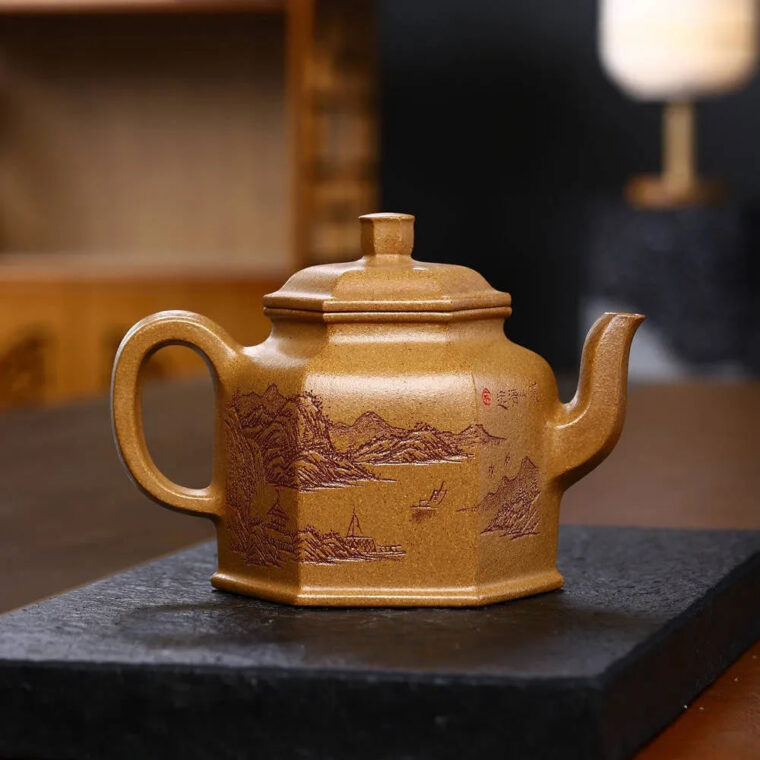 Full Handmade Yixing Zisha Teapot [Liufang DeZhong Pot] (Wucai Lao Duan Ni – 520ml)
