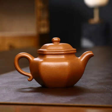Full Handmade Yixing Zisha Teapot [Liufang Fanggu Pot] (Jiang Po Ni – 260ml)